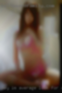 Hey I'm average look for a couple to fuck me.